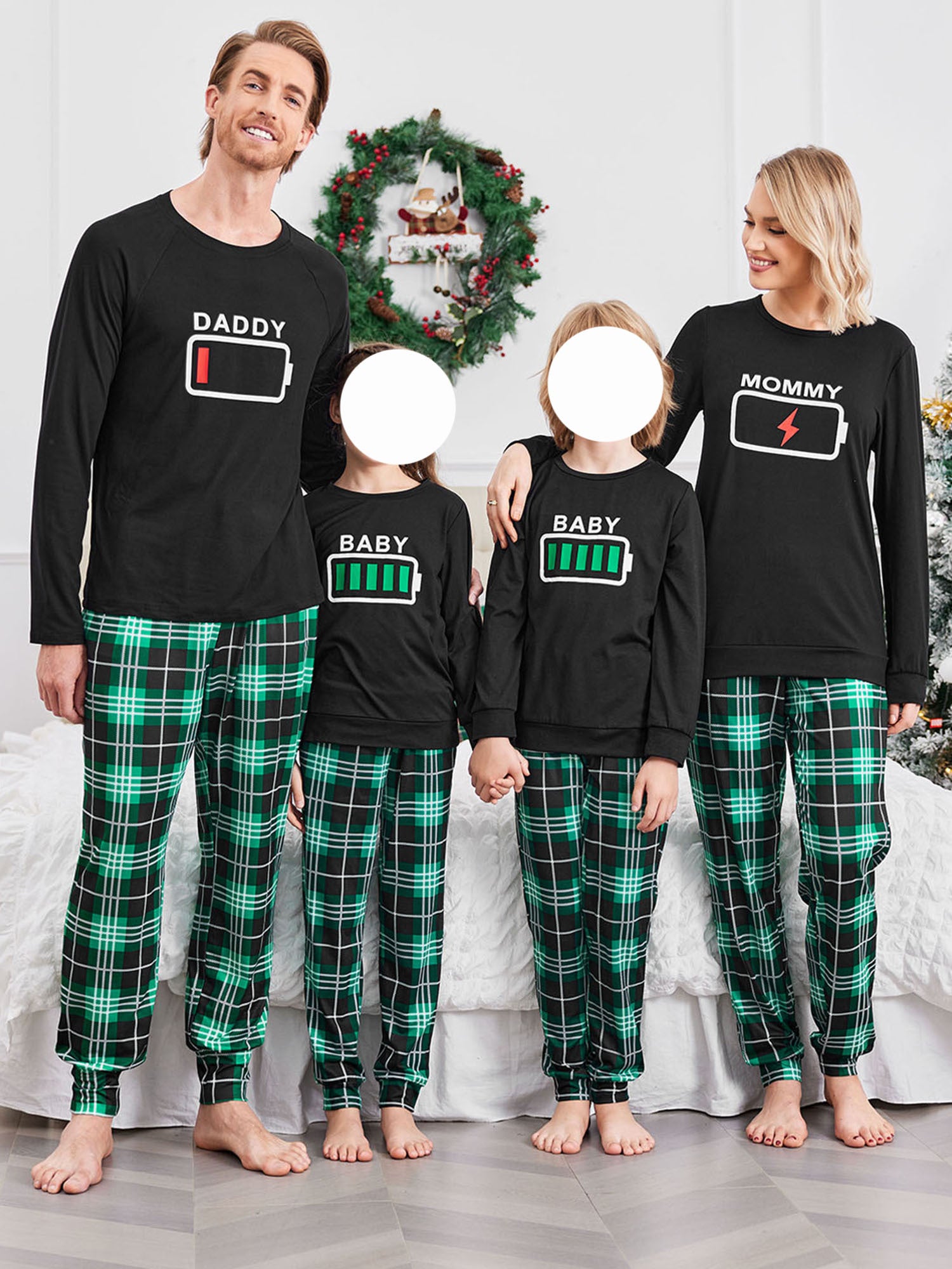 Christmas Pajamas for Family Matching Sets Xmas Soft Holiday Sleepwear women's lounge Sets Soft cozy party women vacation Festival home wear nightwear Festive Sleeepwear Seasonal loungewear comfy sets Holiday gift ideas winte