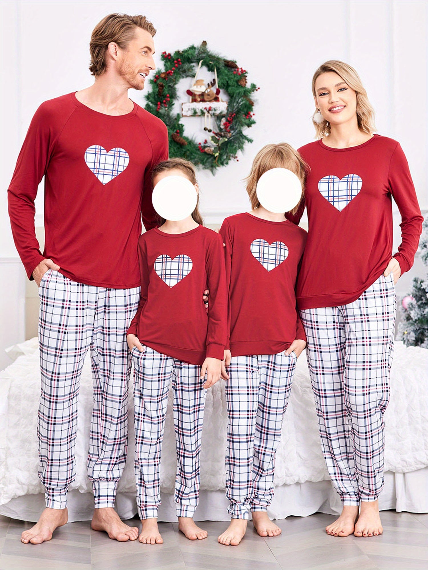 Christmas Pajamas For Family Matching Sets Xmas Soft Holiday Sleepwear Women's Lounge Sets Soft Cozy Party Women Vacation Festival Home Wear Nightwear Festive Sleeepwear Seasonal Loungewear Comfy Sets Holiday Gift Ideas Winte