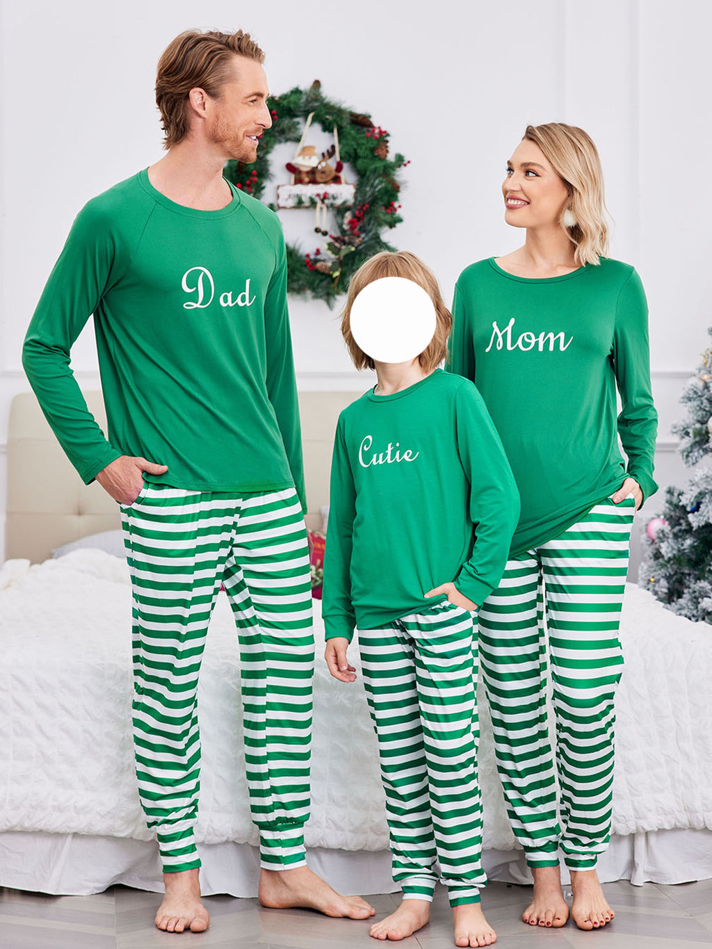 Christmas Pajamas for Family Matching Sets Xmas Soft Holiday Sleepwear women's lounge Sets Soft cozy party women vacation Festival home wear nightwear Festive Sleeepwear Seasonal loungewear comfy sets Holiday gift ideas winte