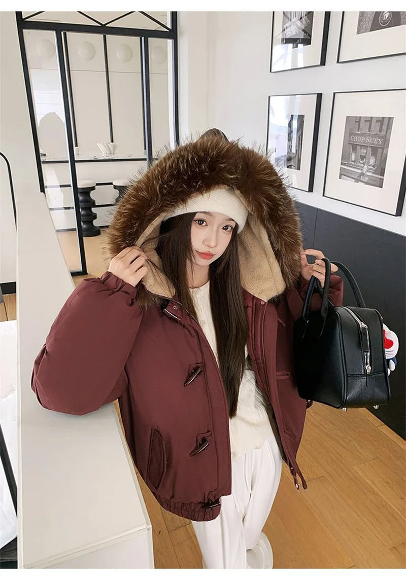 Warm Down jacket Ladies Pai Overcome Winter 2025 New Cotton Padded Coat Women Parkas Horn Hooded Outcoat Big fur collar Overcoat