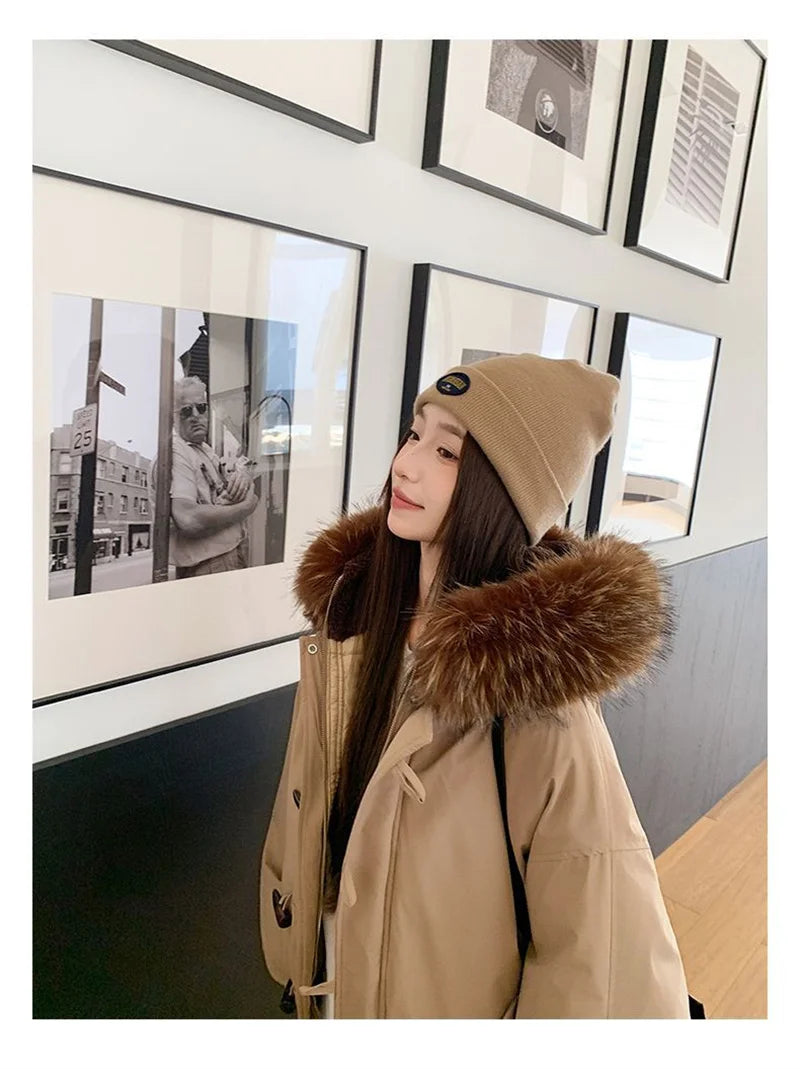 Warm Down jacket Ladies Pai Overcome Winter 2025 New Cotton Padded Coat Women Parkas Horn Hooded Outcoat Big fur collar Overcoat