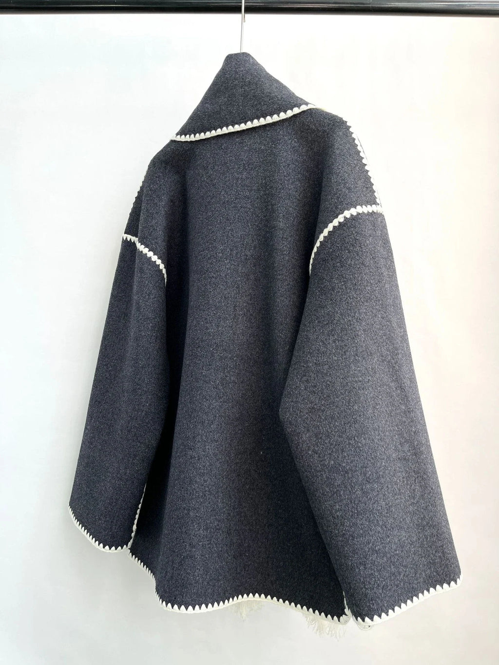 Winter Woolen Jacket New Contrast Color Embroidery Scarf Coats for Women