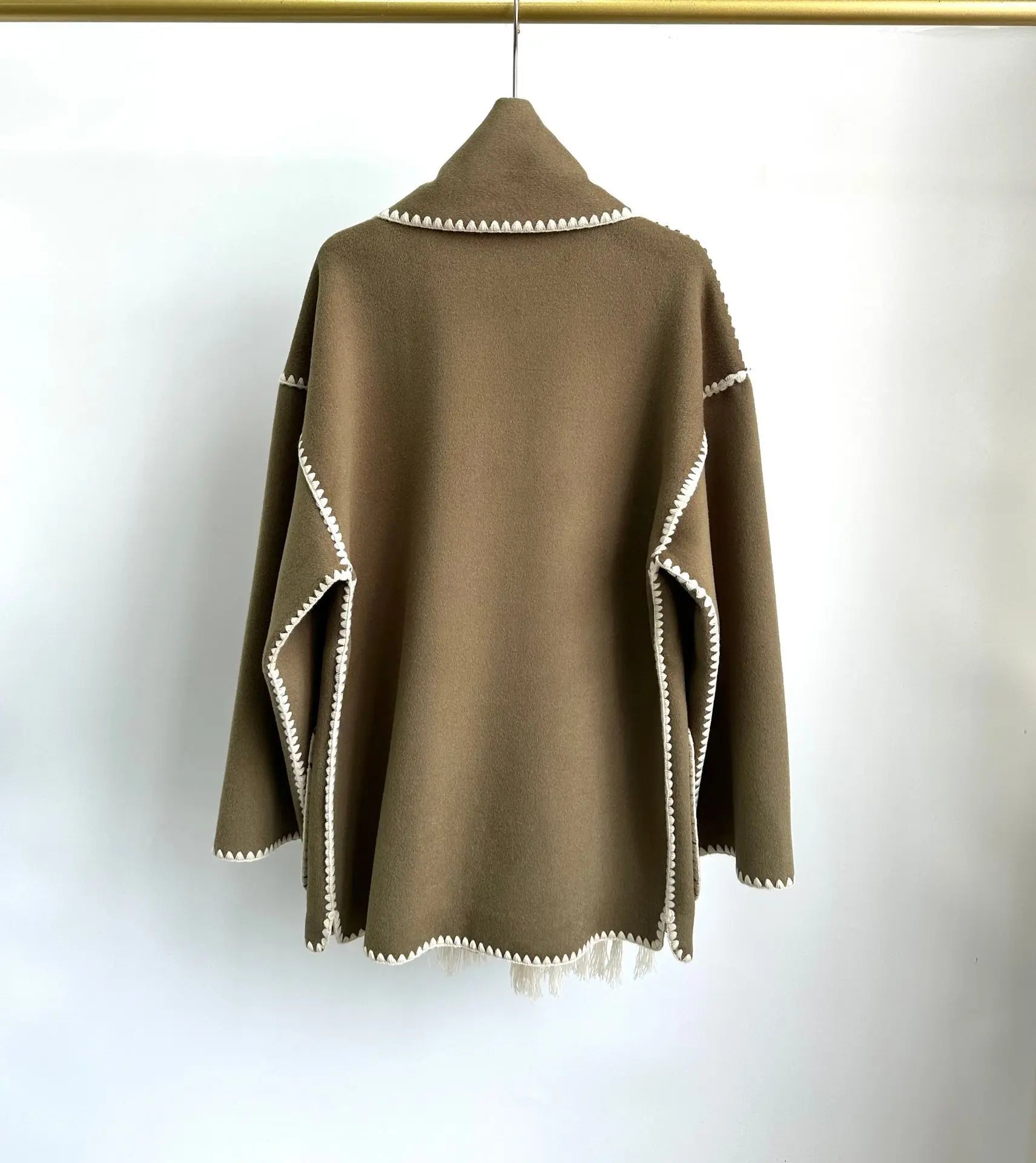 Winter Woolen Jacket New Contrast Color Embroidery Scarf Coats for Women