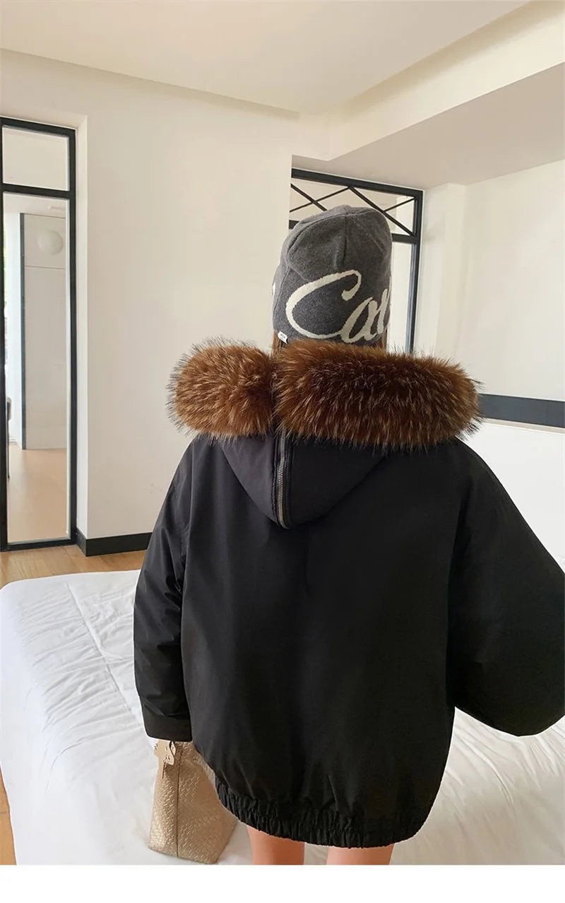 Warm Down jacket Ladies Pai Overcome Winter 2025 New Cotton Padded Coat Women Parkas Horn Hooded Outcoat Big fur collar Overcoat