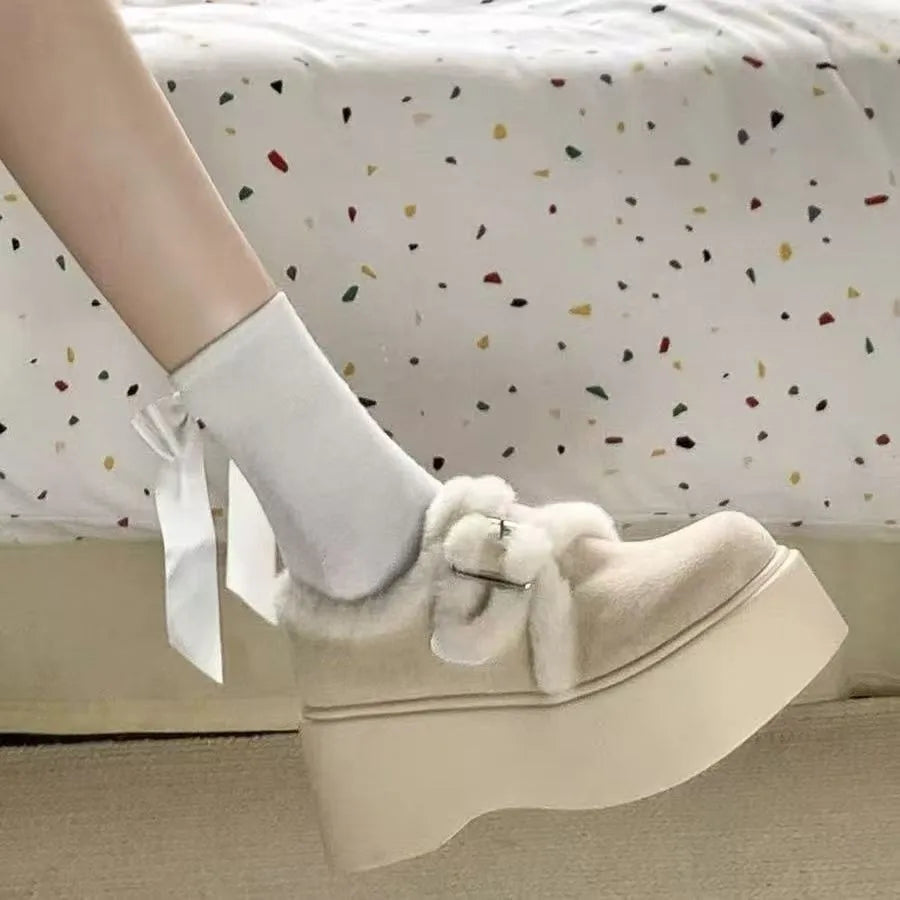 Snow boots for women in autumn and winter of 2025 new retro style with thick velvet and versatile warm cotton shoes