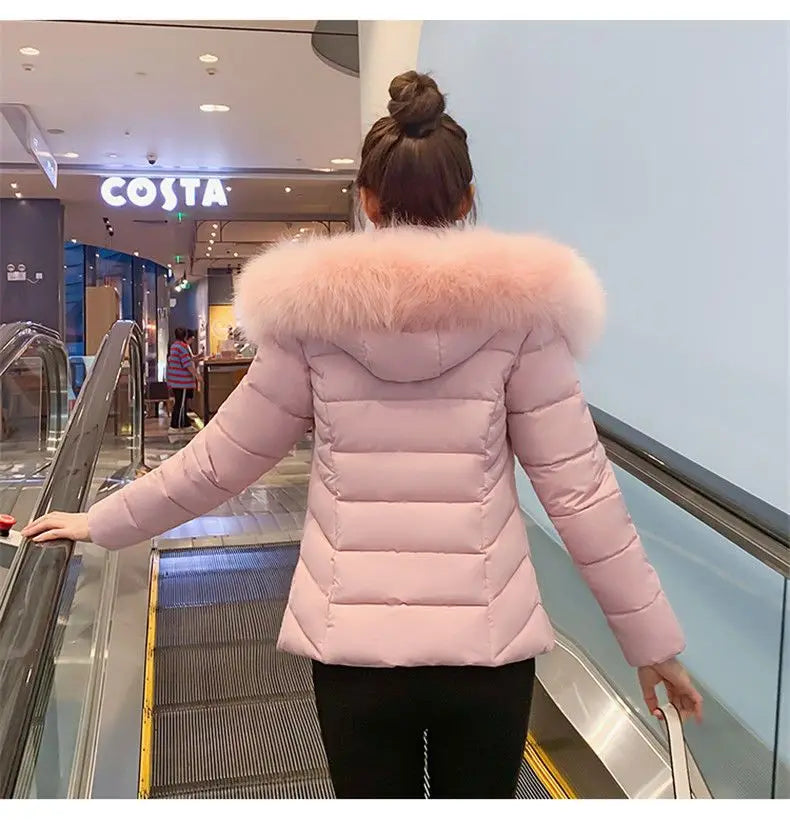 Fashion Winter Jacket Women 2025 New Korean Big Fur Collar Hooded Thick Down Parkas Female Short Coat Slim Warm Outerwear R047