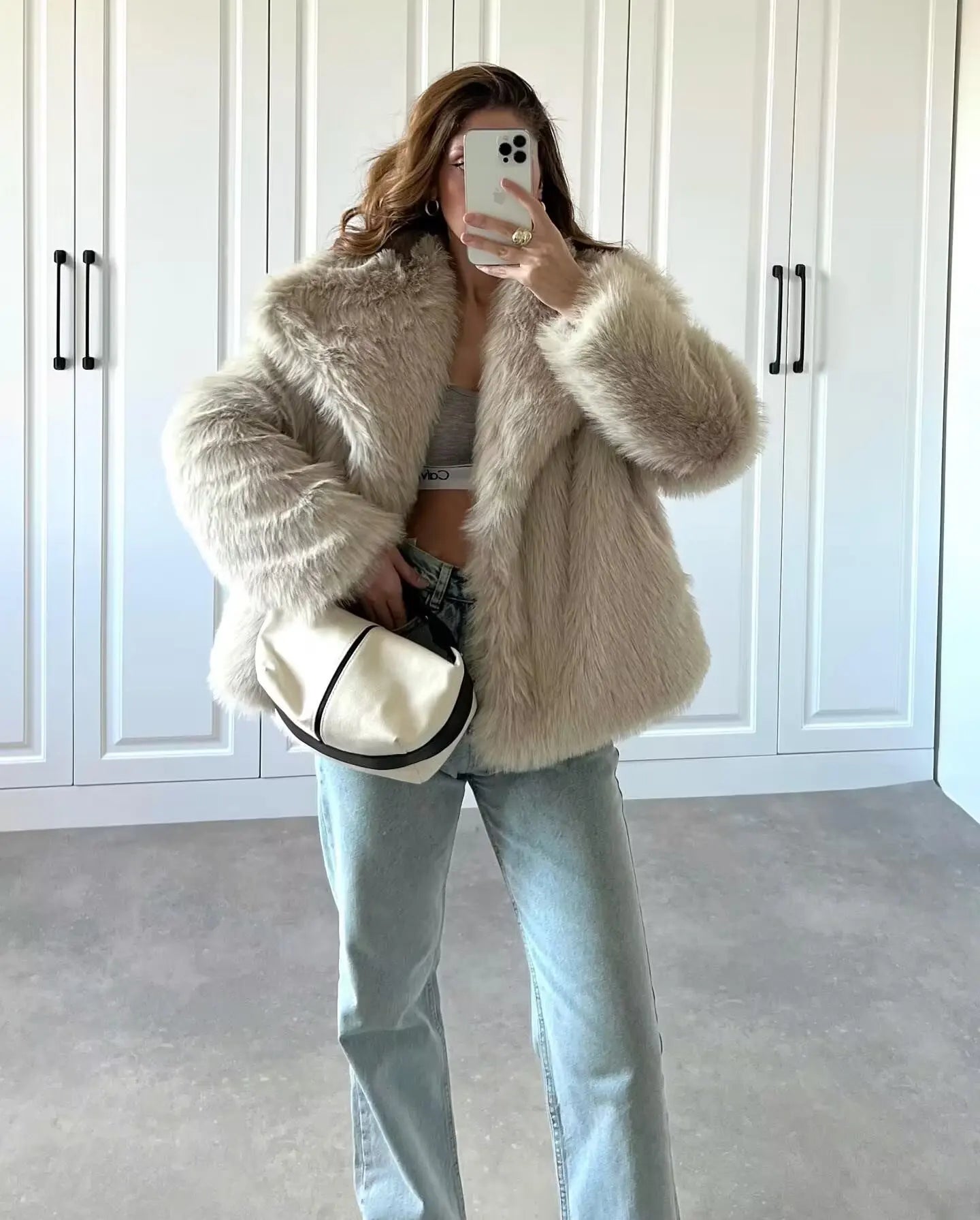 HH Winter Women Elegant Warm Plush Coat Turn-Down Collar Thick Cardigan Coat Female Pocket Long Sleeve Short Outerwear Mujer