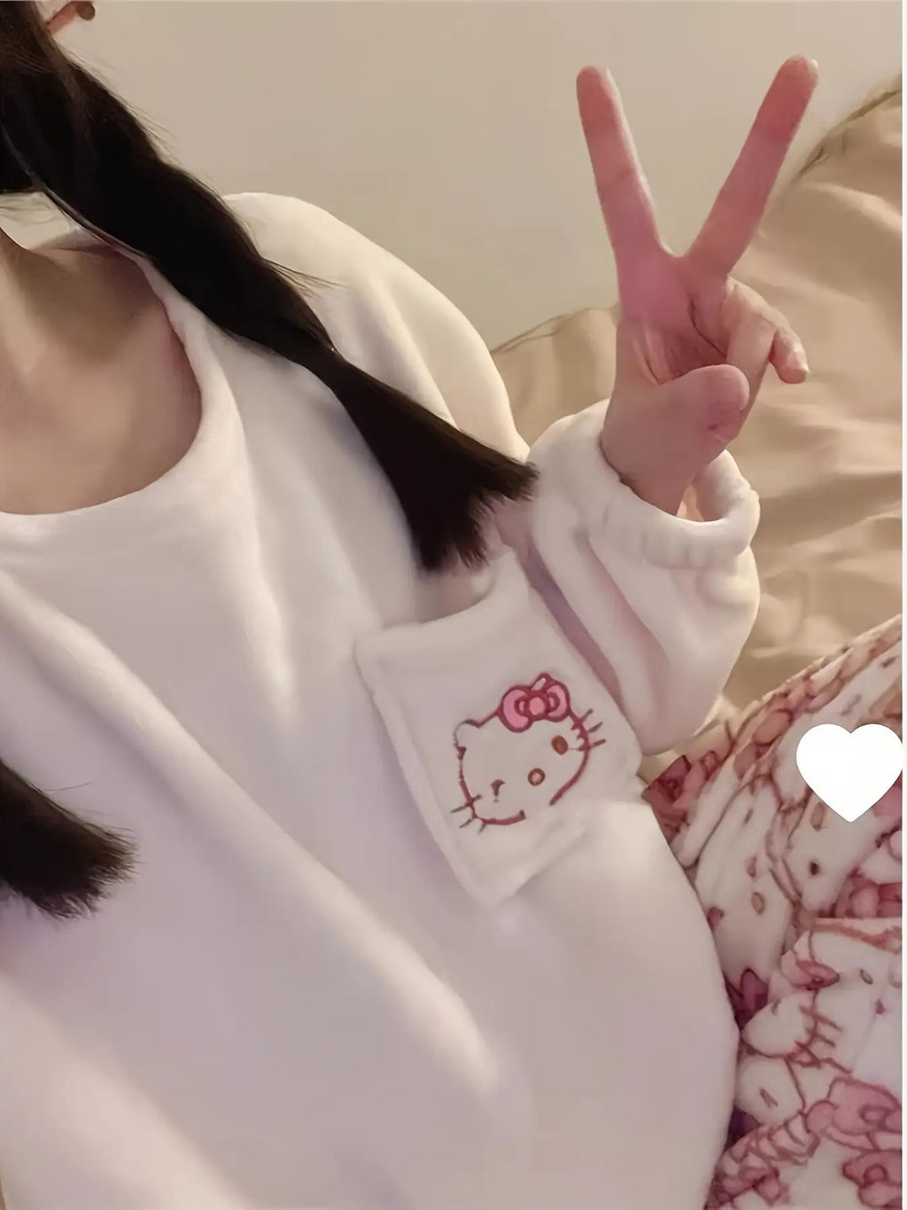 Y2K Sanrio Genuine Hello Kitty Winter Warm Fleece Pajamas Set Style Home Clothes Set Soft And Warm, Christmas Pajamas Women, Cat Pajamas for Women