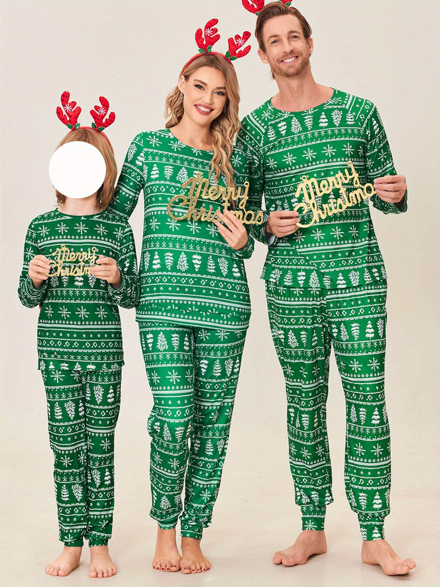 Christmas Pajamas For Family Matching Sets Xmas Soft Holiday Sleepwear Women's Lounge Sets Soft Cozy Party Women Vacation Festival Home Wear Nightwear Festive Sleeepwear Seasonal Loungewear Comfy Sets Holiday Gift Ideas Winte