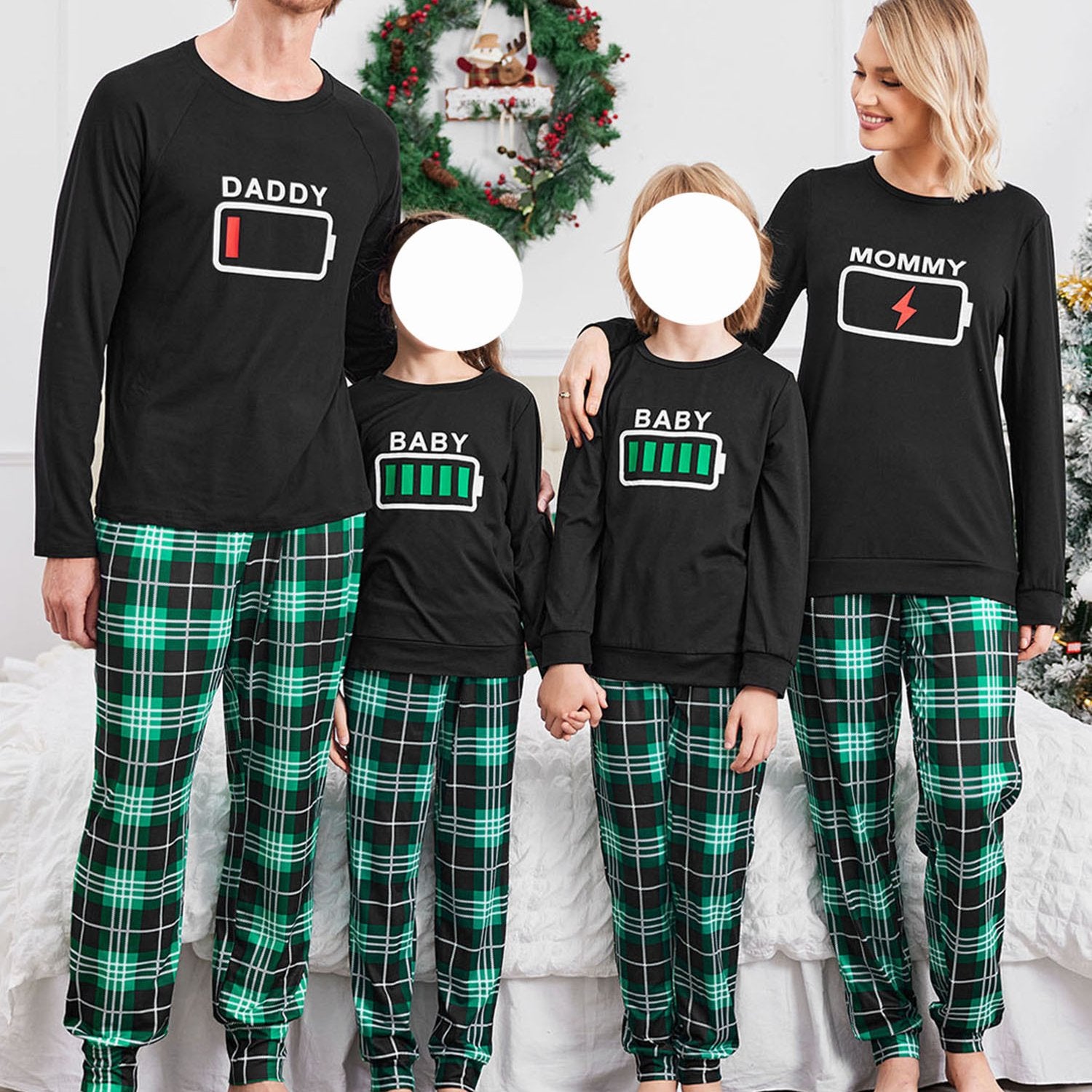 Christmas Pajamas for Family Matching Sets Xmas Soft Holiday Sleepwear women's lounge Sets Soft cozy party women vacation Festival home wear nightwear Festive Sleeepwear Seasonal loungewear comfy sets Holiday gift ideas winte